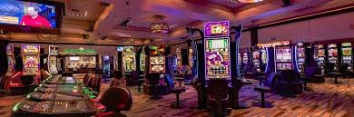 Filipino player joining a money game Live Casino baccarat table on a mobile browser